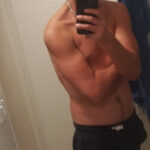 Gay discret cherche mec pour plan régulier Bordeaux